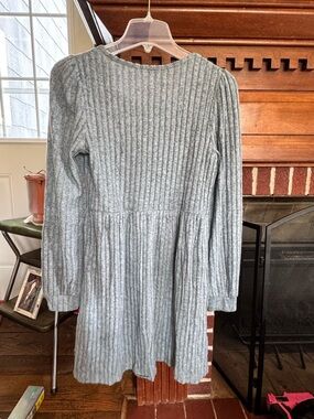 Women’s Long Sleeve Ribbed Knit Dress - Light Gray